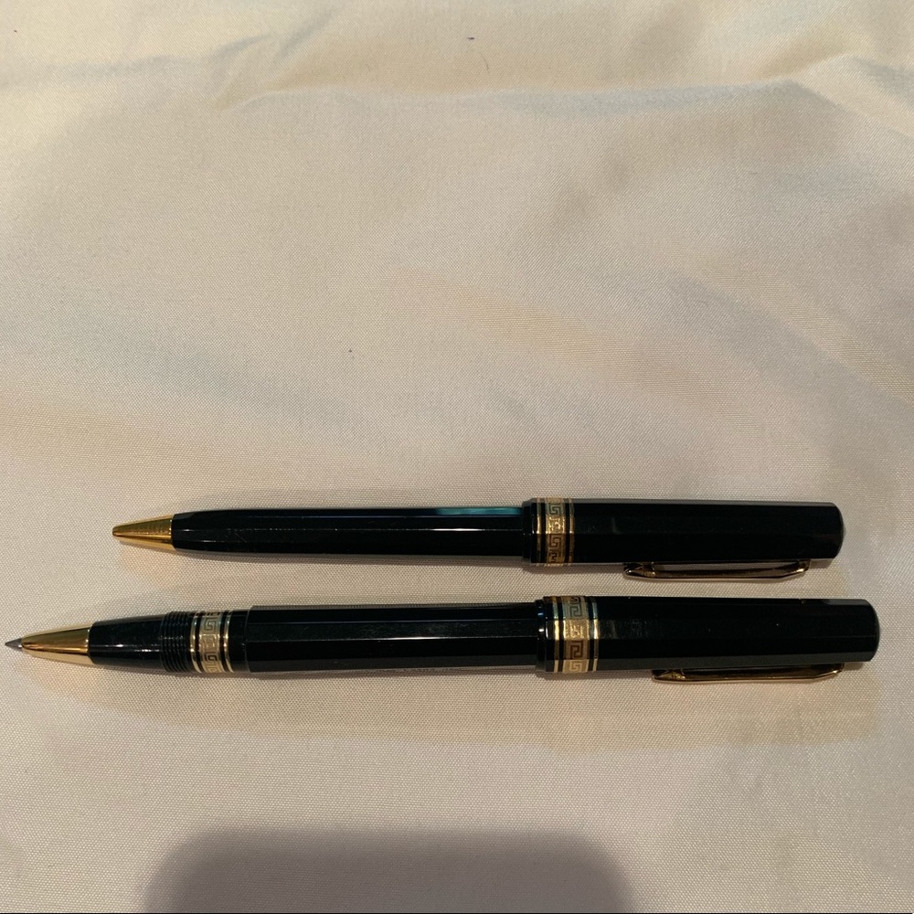 Set of Omas “Bologna” Rollerball and Ballpoint